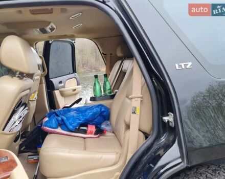 Черный Шевроле Тахо, объемом двигателя 5.3 л и пробегом 194 тыс. км за 16100 $, фото 14 на Automoto.ua