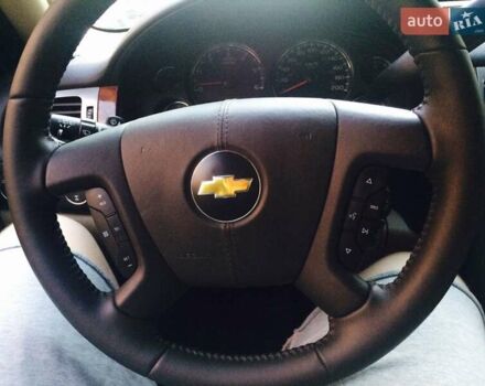 Черный Шевроле Тахо, объемом двигателя 5.3 л и пробегом 194 тыс. км за 16100 $, фото 19 на Automoto.ua