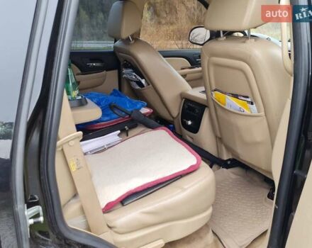 Черный Шевроле Тахо, объемом двигателя 5.3 л и пробегом 194 тыс. км за 16100 $, фото 25 на Automoto.ua