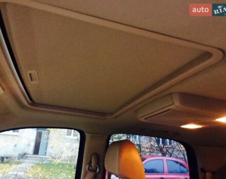 Черный Шевроле Тахо, объемом двигателя 5.3 л и пробегом 194 тыс. км за 16100 $, фото 17 на Automoto.ua