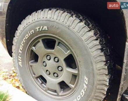 Черный Шевроле Тахо, объемом двигателя 5.3 л и пробегом 194 тыс. км за 16100 $, фото 21 на Automoto.ua