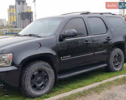 Черный Шевроле Тахо, объемом двигателя 5.3 л и пробегом 194 тыс. км за 16100 $, фото 30 на Automoto.ua