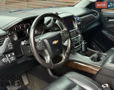 Черный Шевроле Тахо, объемом двигателя 5.33 л и пробегом 253 тыс. км за 34500 $, фото 14 на Automoto.ua