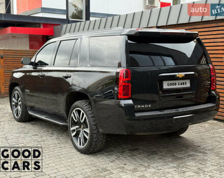 Черный Шевроле Тахо, объемом двигателя 5.33 л и пробегом 253 тыс. км за 34500 $, фото 4 на Automoto.ua