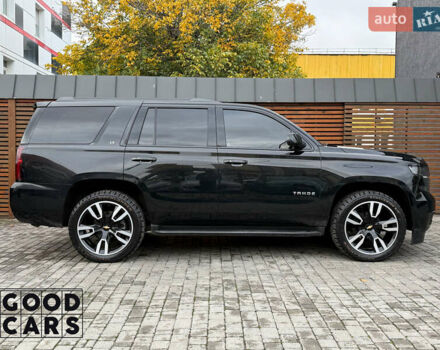 Черный Шевроле Тахо, объемом двигателя 5.33 л и пробегом 253 тыс. км за 34500 $, фото 7 на Automoto.ua