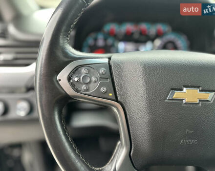 Шевроле Тахо 2015 в Киеве на Automoto.ua Черный Шевроле Тахо, объемом двигателя 5.33 л и пробегом 198 тыс. км за 27499 $, фото 18 на Automoto.ua