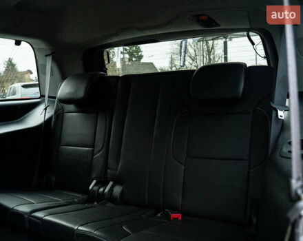 Черный Шевроле Тахо, объемом двигателя 5.33 л и пробегом 138 тыс. км за 42900 $, фото 44 на Automoto.ua