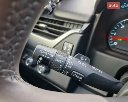 Чорний Шевроле Тахо, об'ємом двигуна 5.3 л та пробігом 92 тис. км за 39999 $, фото 13 на Automoto.ua