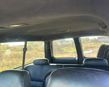 Серый Шевроле Тахо, объемом двигателя 6.5 л и пробегом 120 тыс. км за 8000 $, фото 2 на Automoto.ua