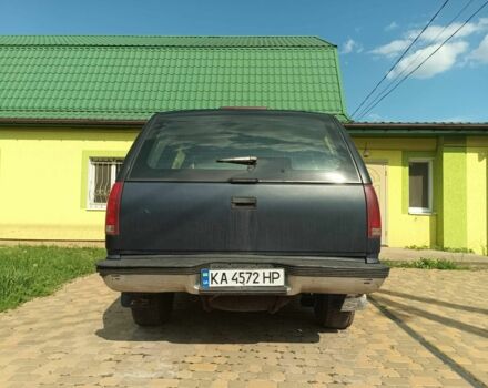 Синий Шевроле Тахо, объемом двигателя 5.7 л и пробегом 430 тыс. км за 5000 $, фото 1 на Automoto.ua