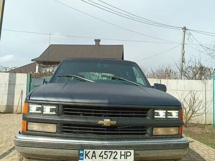 Синий Шевроле Тахо, объемом двигателя 5.7 л и пробегом 430 тыс. км за 6000 $, фото 1 на Automoto.ua