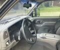 Зеленый Шевроле Тахо, объемом двигателя 5.7 л и пробегом 350 тыс. км за 6300 $, фото 4 на Automoto.ua