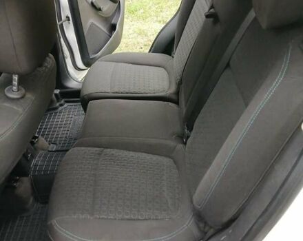 Білий Шевроле Трекер, об'ємом двигуна 1.8 л та пробігом 198 тис. км за 8500 $, фото 7 на Automoto.ua