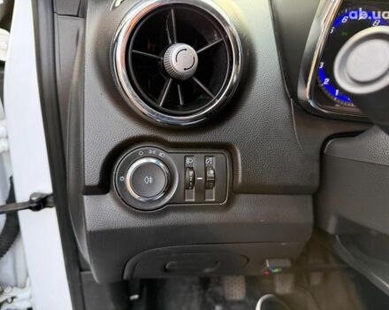 Белый Шевроле Трекер, объемом двигателя 1.8 л и пробегом 199 тыс. км за 8990 $, фото 10 на Automoto.ua