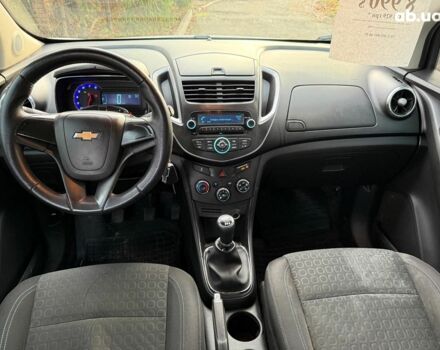 Белый Шевроле Трекер, объемом двигателя 1.8 л и пробегом 199 тыс. км за 8990 $, фото 18 на Automoto.ua