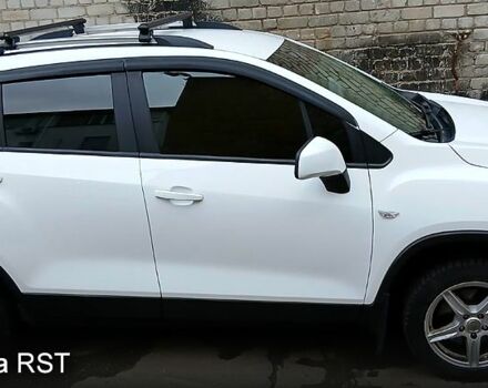 Білий Шевроле Трекер, об'ємом двигуна 1.8 л та пробігом 198 тис. км за 9000 $, фото 1 на Automoto.ua