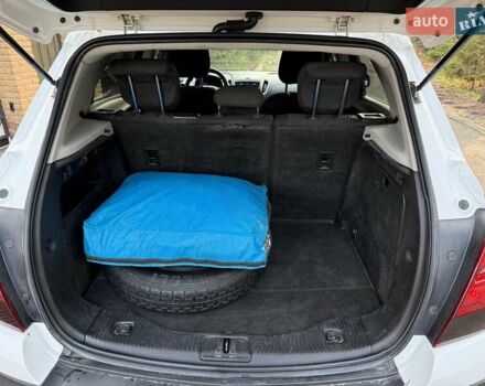 Белый Шевроле Трекер, объемом двигателя 1.8 л и пробегом 199 тыс. км за 8990 $, фото 19 на Automoto.ua