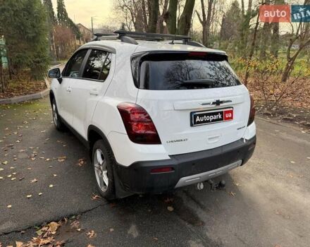 Белый Шевроле Трекер, объемом двигателя 1.8 л и пробегом 199 тыс. км за 8990 $, фото 6 на Automoto.ua