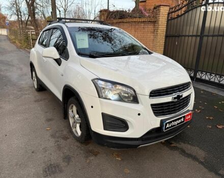 Белый Шевроле Трекер, объемом двигателя 1.8 л и пробегом 199 тыс. км за 8990 $, фото 2 на Automoto.ua