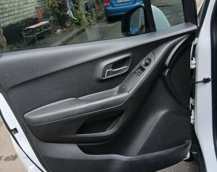 Білий Шевроле Трекер, об'ємом двигуна 1.8 л та пробігом 198 тис. км за 8500 $, фото 12 на Automoto.ua