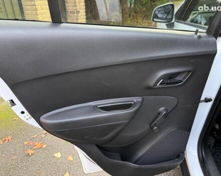 Белый Шевроле Трекер, объемом двигателя 1.8 л и пробегом 199 тыс. км за 8990 $, фото 16 на Automoto.ua