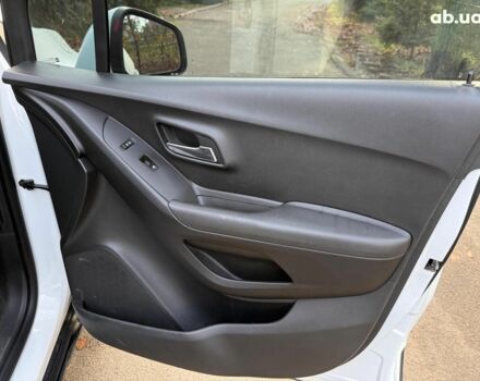 Белый Шевроле Трекер, объемом двигателя 1.8 л и пробегом 199 тыс. км за 8990 $, фото 22 на Automoto.ua