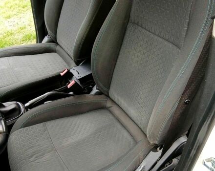 Білий Шевроле Трекер, об'ємом двигуна 1.8 л та пробігом 198 тис. км за 9000 $, фото 8 на Automoto.ua