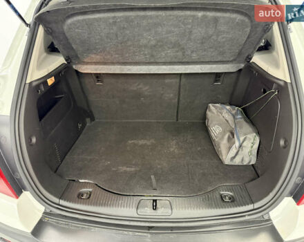 Белый Шевроле Трекер, объемом двигателя 1.8 л и пробегом 51 тыс. км за 12000 $, фото 32 на Automoto.ua