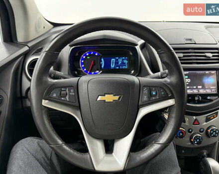 Белый Шевроле Трекер, объемом двигателя 1.8 л и пробегом 51 тыс. км за 12000 $, фото 24 на Automoto.ua