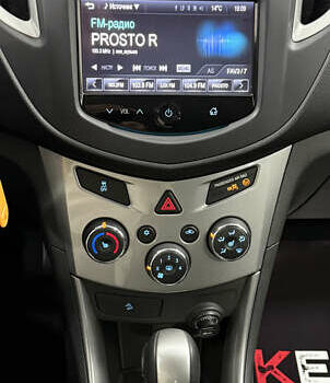 Белый Шевроле Трекер, объемом двигателя 1.8 л и пробегом 51 тыс. км за 12000 $, фото 23 на Automoto.ua