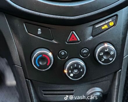 Білий Шевроле Трекер, об'ємом двигуна 1.8 л та пробігом 190 тис. км за 9300 $, фото 10 на Automoto.ua