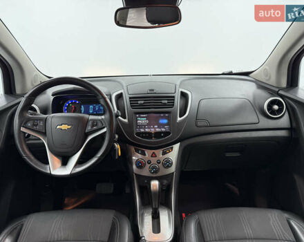 Белый Шевроле Трекер, объемом двигателя 1.8 л и пробегом 51 тыс. км за 12000 $, фото 29 на Automoto.ua