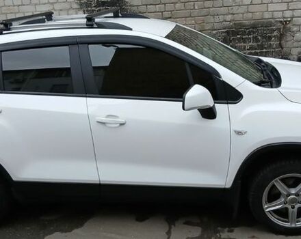 Белый Шевроле Трекер, объемом двигателя 1.8 л и пробегом 202 тыс. км за 7200 $, фото 1 на Automoto.ua