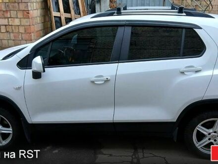 Белый Шевроле Трекер, объемом двигателя 1.8 л и пробегом 20200 тыс. км за 7800 $, фото 1 на Automoto.ua