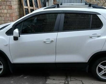 Білий Шевроле Трекер, об'ємом двигуна 1.8 л та пробігом 198 тис. км за 8500 $, фото 1 на Automoto.ua