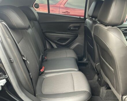 Черный Шевроле Трекер, объемом двигателя 1.4 л и пробегом 42 тыс. км за 15500 $, фото 6 на Automoto.ua