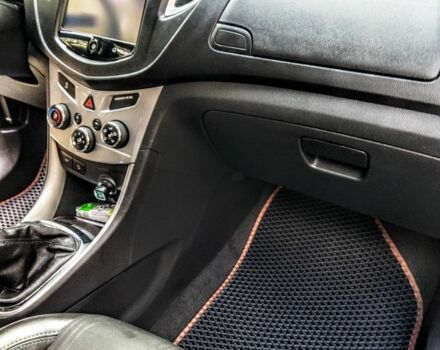 Коричневый Шевроле Трекер, объемом двигателя 1.4 л и пробегом 140 тыс. км за 10250 $, фото 11 на Automoto.ua