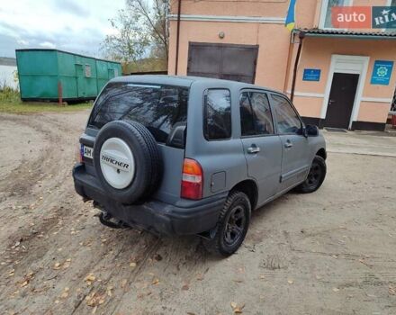 Серый Шевроле Трекер, объемом двигателя 2 л и пробегом 220 тыс. км за 3000 $, фото 1 на Automoto.ua