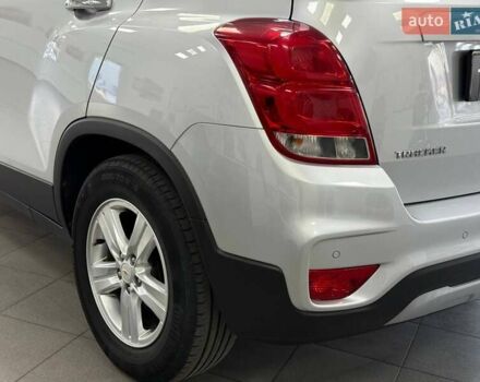 Серый Шевроле Трекер, объемом двигателя 1.36 л и пробегом 120 тыс. км за 12990 $, фото 9 на Automoto.ua