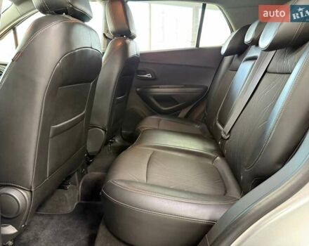 Серый Шевроле Трекер, объемом двигателя 1.36 л и пробегом 120 тыс. км за 11990 $, фото 32 на Automoto.ua