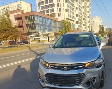 Сірий Шевроле Трекер, об'ємом двигуна 1.4 л та пробігом 77 тис. км за 8700 $, фото 1 на Automoto.ua