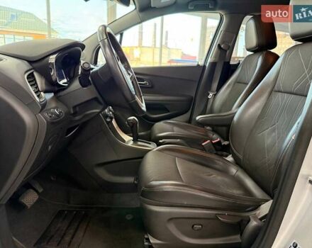 Серый Шевроле Трекер, объемом двигателя 1.36 л и пробегом 120 тыс. км за 13490 $, фото 21 на Automoto.ua