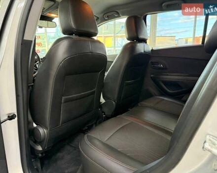 Серый Шевроле Трекер, объемом двигателя 1.36 л и пробегом 120 тыс. км за 11990 $, фото 31 на Automoto.ua