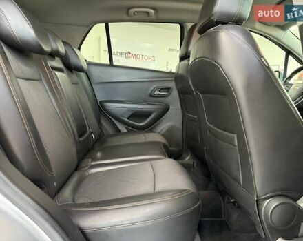 Серый Шевроле Трекер, объемом двигателя 1.36 л и пробегом 120 тыс. км за 13490 $, фото 37 на Automoto.ua