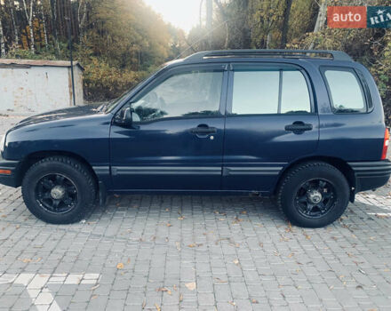 Синий Шевроле Трекер, объемом двигателя 2 л и пробегом 245 тыс. км за 3300 $, фото 2 на Automoto.ua