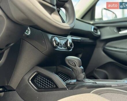 Білий Шевроле Трейлблейзер, об'ємом двигуна 1.34 л та пробігом 80 тис. км за 18900 $, фото 13 на Automoto.ua