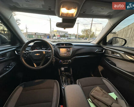 Білий Шевроле Трейлблейзер, об'ємом двигуна 1.2 л та пробігом 20 тис. км за 18000 $, фото 28 на Automoto.ua