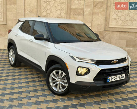 Білий Шевроле Трейлблейзер, об'ємом двигуна 1.2 л та пробігом 20 тис. км за 18000 $, фото 18 на Automoto.ua