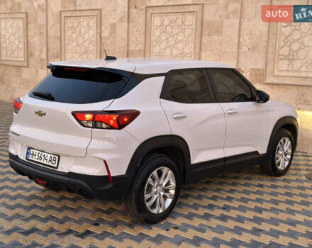 Білий Шевроле Трейлблейзер, об'ємом двигуна 1.2 л та пробігом 20 тис. км за 18000 $, фото 9 на Automoto.ua