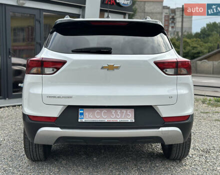 Белый Шевроле Трейлблейзер, объемом двигателя 1.3 л и пробегом 22 тыс. км за 19500 $, фото 6 на Automoto.ua